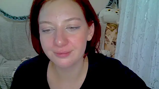 Lily Ember online show from January 8, 8:00 pm