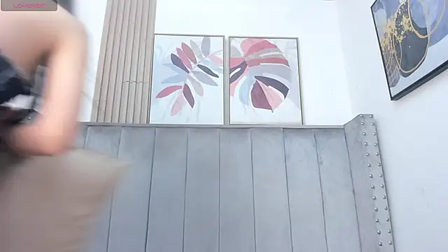 Anya Belth online show from September 28, 4:01 pm