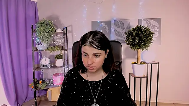 MartaEdams online show from May 27, 6:21 am
