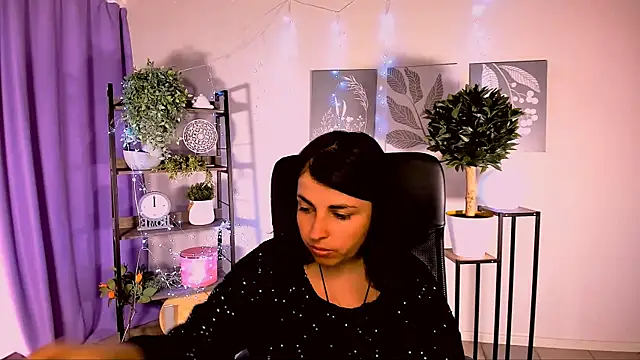 MartaEdams online show from June 1, 6:26 am