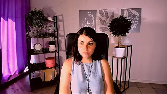 MartaEdams online show from June 12, 5:28 am