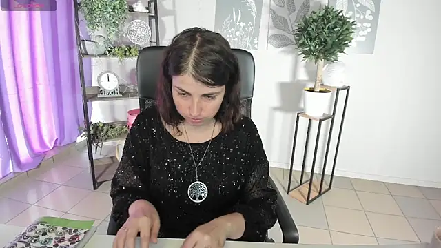 MartaEdams online show from June 15, 5:09 am