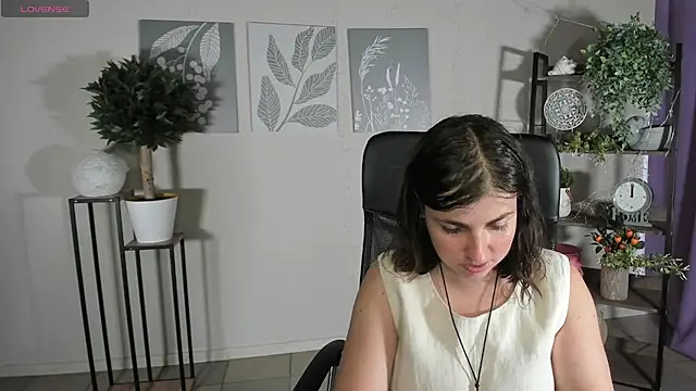 MartaEdams online show from June 28, 5:35 am