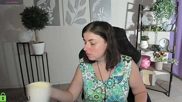 MartaEdams online show from July 10, 5:23 am