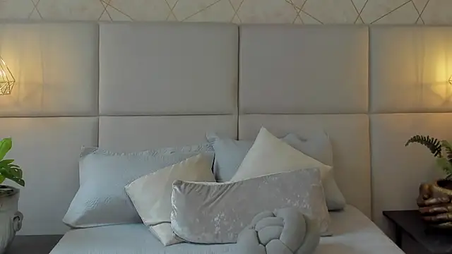 Snapshot of SamayRyann chatting on June 20, 2:09 pm SamayRyann online show from June 20, 2:09 pm
