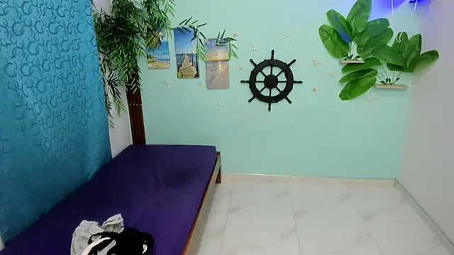 eladyrous98 online show from February 20, 1:11 pm