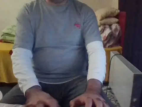 st206boy online show from October 1, 12:05 am