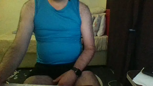 Snapshot of st206boy chatting on July 5, 1:01 am st206boy online show from July 5, 1:01 am