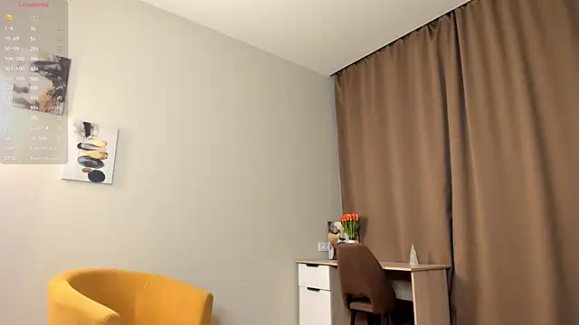 Snapshot of TaiteFairfield chatting on November 28, 6:49 am TaiteFairfield online show from November 28, 6:49 am