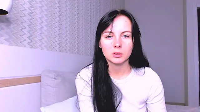 Elle Pearl  online show from December 23, 7:28 am