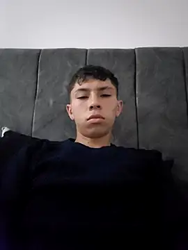 Flacoxlx online show from November 30, 2:10 pm