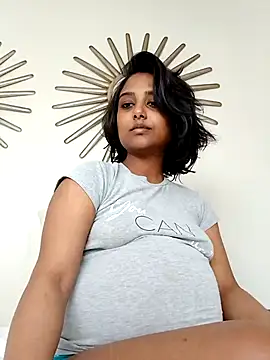 Snapshot of littlemissdevil69 chatting on September 9, 9:31 am littlemissdevil69 online show from September 9, 9:31 am