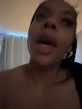 Regina69slut online show from June 6, 7:24 am