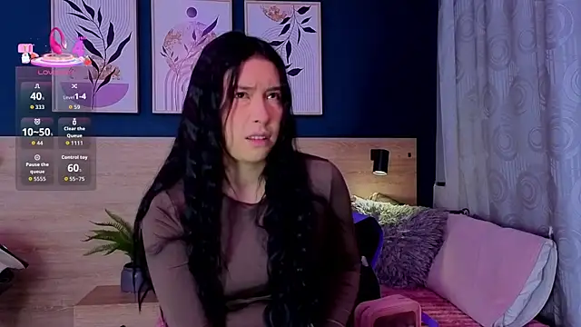 Snapshot of SarahMiler_ chatting on March 19, 11:47 am SarahMiler online show from March 19, 11:47 am