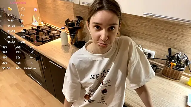 DanaCore online show from October 28, 7:05 pm