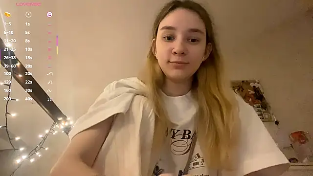 DanaCore online show from November 9, 5:00 pm