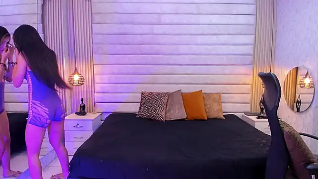 VictoriaaBlair online show from April 27, 7:56 pm