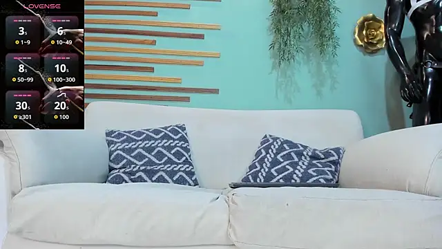 jharol cardonaa online show from November 21, 1:26 am