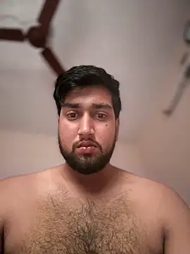 Snapshot of aka_big chatting on December 1, 8:19 am aka big online show from December 1, 8:19 am