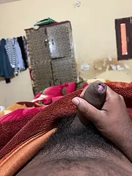 Snapshot of pussy_hunter0 chatting on February 9, 2:37 am pussy hunter0 online show from February 9, 2:37 am