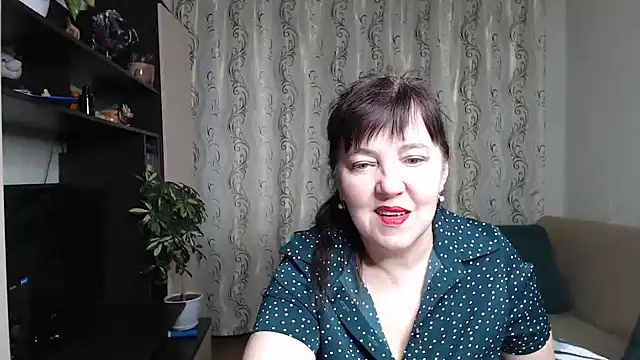 Snapshot of Illusionq chatting on October 15, 5:07 am Illusionq online show from October 15, 5:07 am
