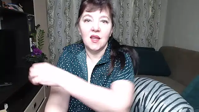 Illusionq online show from February 17, 5:04 am