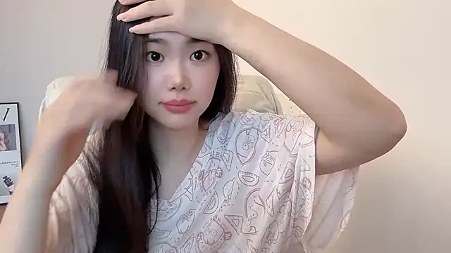 suki-1 online show from June 14, 7:10 am