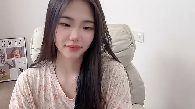 suki-1 online show from June 18, 9:14 am