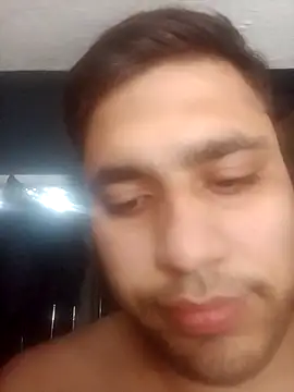 Snapshot of Desirock001 chatting on March 7, 11:29 am Desirock001 online show from March 7, 11:29 am