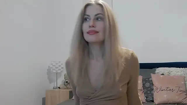 Snapshot of Lika_Soul chatting on February 1, 4:38 pm Lika Soul online show from February 1, 4:38 pm