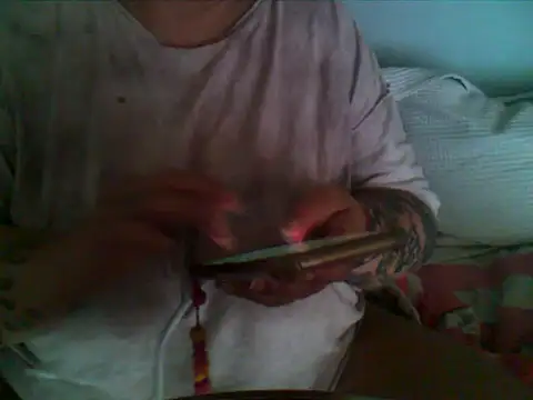 Snapshot of LupeLok chatting on September 12, 2:06 pm LupeLok online show from September 12, 2:06 pm