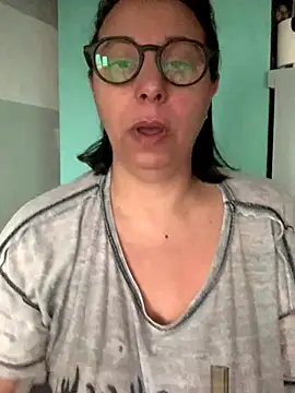 Snapshot of LupeLok chatting on September 27, 12:54 pm LupeLok online show from September 27, 12:54 pm