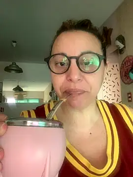 Snapshot of LupeLok chatting on November 12, 1:44 pm LupeLok online show from November 12, 1:44 pm