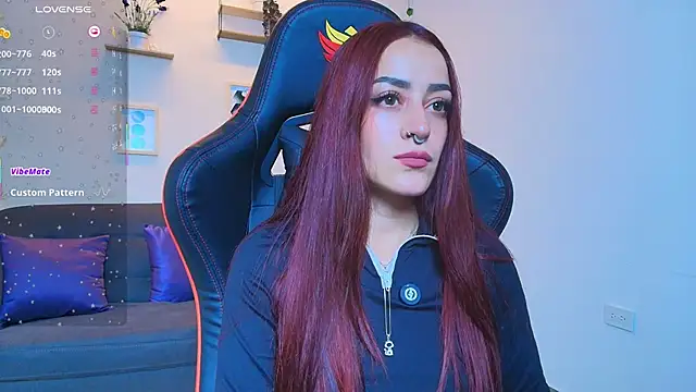 ViolethRosse online show from December 15, 8:13 pm