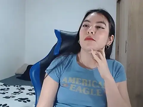 Snapshot of EloiseJun chatting on September 18, 7:27 pm EloiseJun online show from September 18, 7:27 pm