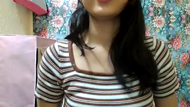 Snapshot of sahki_90 chatting on October 10, 2:38 pm sahki 90 online show from October 10, 2:38 pm