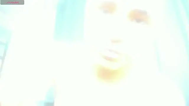 lianfox  online show from September 20, 12:39 pm