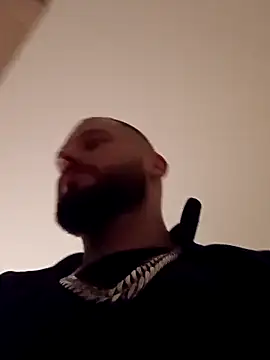 Snapshot of Barber33zk chatting on October 12, 11:48 pm Barber33zk online show from October 12, 11:48 pm