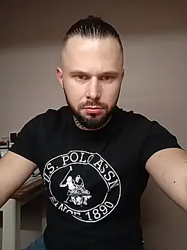 Snapshot of Barber33zk chatting on December 2, 5:08 pm Barber33zk online show from December 2, 5:08 pm