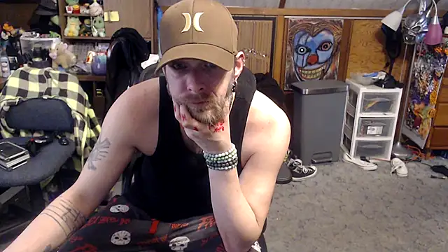 thejuicybacon online show from May 2, 1:38 pm