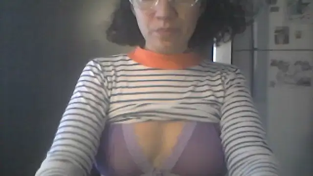 loliporomero online show from May 11, 5:54 pm