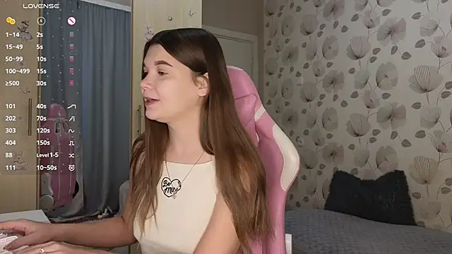 Snapshot of _cute_ice chatting on October 3, 5:04 am cute ice online show from October 3, 5:04 am