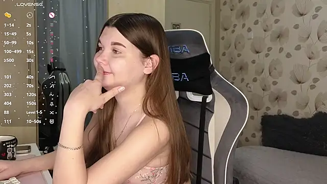  cute ice online show from April 27, 6:11 am