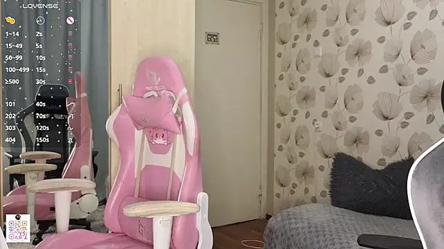  cute ice online show from July 1, 7:32 am
