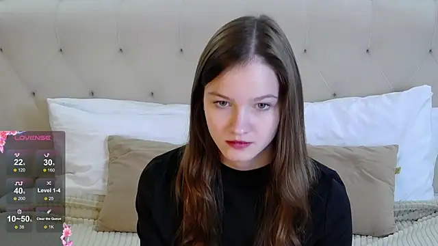 MichelleRoux online show from September 26, 11:25 am