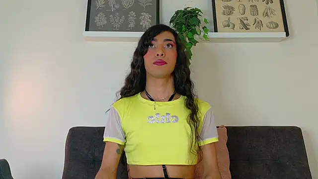 TiffValentinee  online show from February 27, 7:36 pm