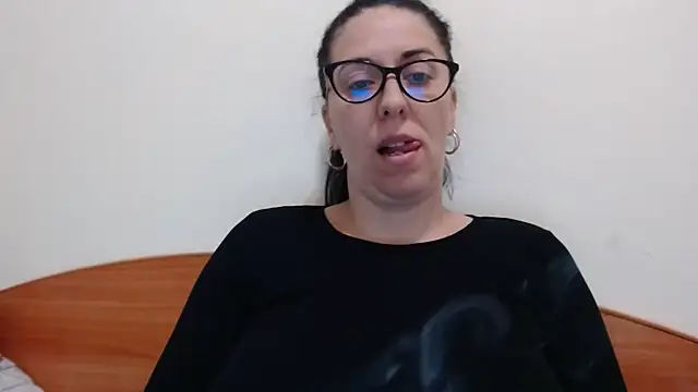 jollene online show from May 30, 12:02 pm