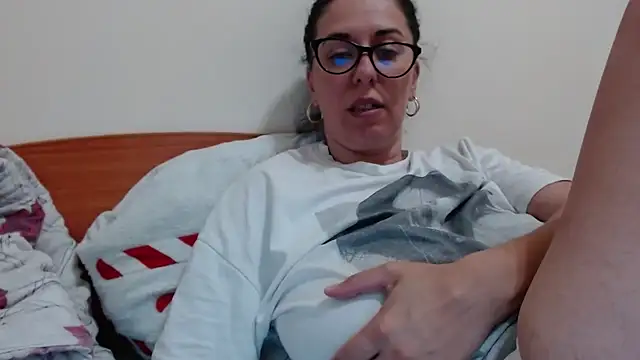jollene online show from May 31, 1:51 pm