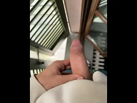 Pisellone18  online show from December 23, 8:45 am