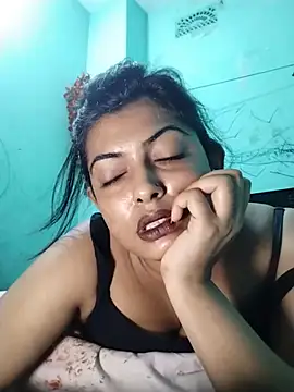 HotNehaChowdhury online show from July 9, 7:51 pm